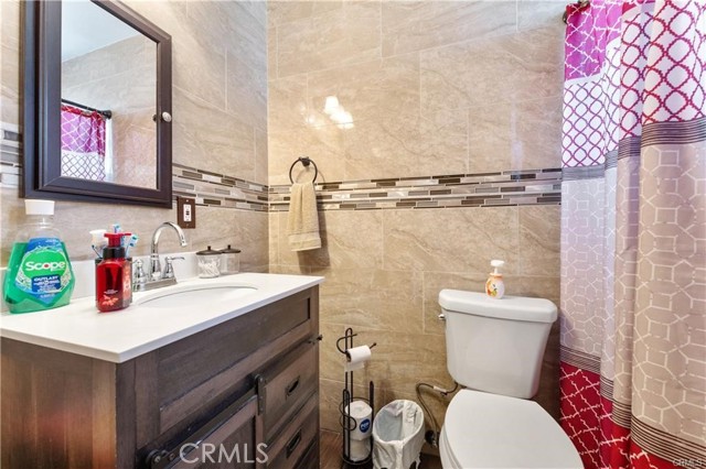 Detail Gallery Image 9 of 26 For 243 E 68th St, Los Angeles,  CA 90003 - – Beds | – Baths