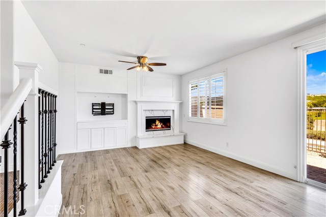 71 Via Almeria, San Clemente CA: https://media.crmls.org/medias/03cedc82-94fa-41f8-870b-67ed0c85f36a.jpg