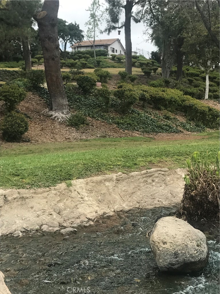 https://media.crmls.org/medias/03d09b88-a826-4955-b00d-442d367caa75.jpg?preset=X-Large