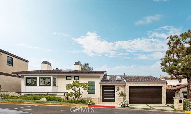 Detail Gallery Image 32 of 38 For 32 Emerald Bay, Laguna Beach,  CA 92651 - 3 Beds | 3/1 Baths