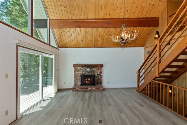 Detail Gallery Image 3 of 49 For 24141 Zell Ct, Crestline,  CA 92325 - 3 Beds | 2 Baths