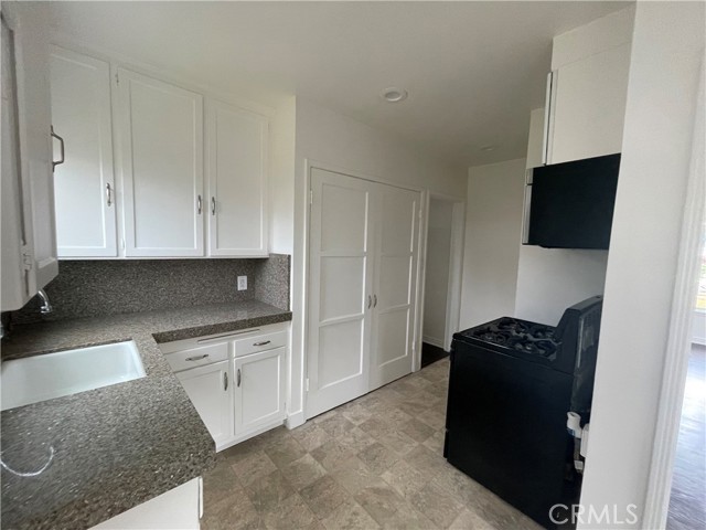 Image 12 of 55 For 2221 Granada Avenue