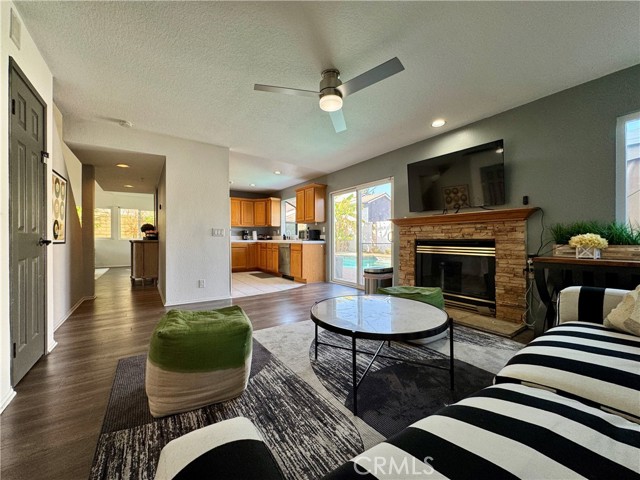 Detail Gallery Image 15 of 48 For 21 N Slope Ln, Pomona,  CA 91766 - 4 Beds | 2/1 Baths
