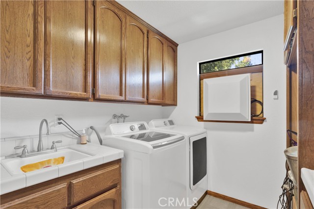 Detail Gallery Image 31 of 67 For 13685 Sierra Vista, Victorville,  CA 92395 - 3 Beds | 3 Baths