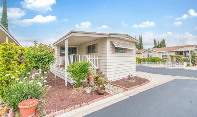 Detail Gallery Image 3 of 15 For 1441 Paso Real Ave #237,  Rowland Heights,  CA 91748 - 2 Beds | 2 Baths
