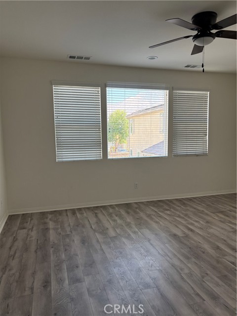 Detail Gallery Image 16 of 22 For 28434 Sunflower St, Highland,  CA 92346 - 3 Beds | 2/1 Baths
