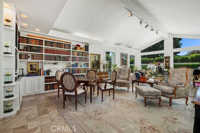 Detail Gallery Image 9 of 43 For 5 Rue Marseille, Newport Beach,  CA 92660 - 3 Beds | 2/1 Baths