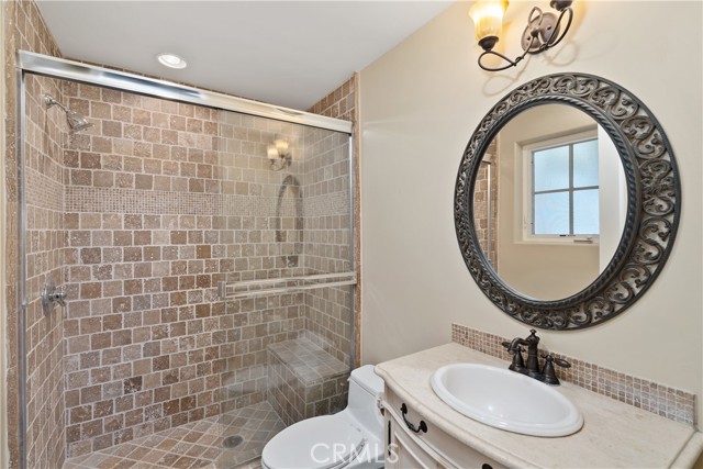 4630 Esparto Street, Woodland Hills CA: https://media.crmls.org/medias/03d5b330-09d3-43ce-9bd3-0d9cd02cceb7.jpg