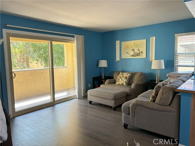 Detail Gallery Image 6 of 20 For 1140 W Blaine St #201,  Riverside,  CA 92507 - 2 Beds | 1 Baths