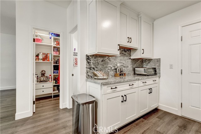 Detail Gallery Image 9 of 50 For 28102 Bobwhite #3,  Saugus,  CA 91350 - 3 Beds | 2/1 Baths