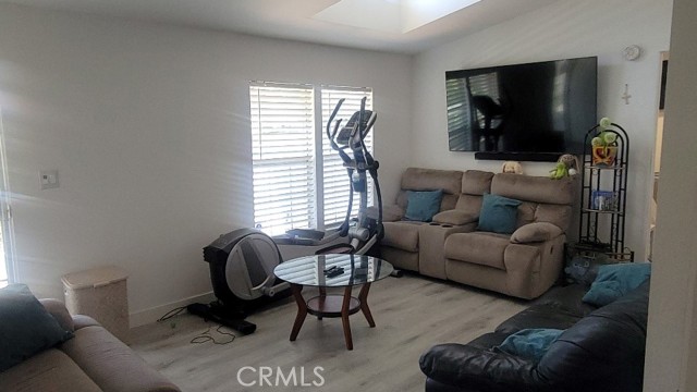 Detail Gallery Image 7 of 32 For 4080 W 1st St #271,  Santa Ana,  CA 92703 - 4 Beds | 2 Baths