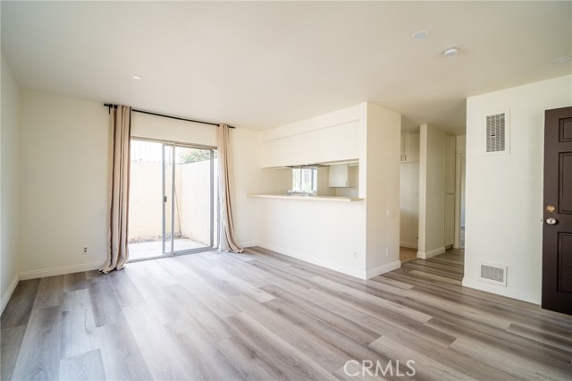 Front Image Thumbnail for CROC25230009