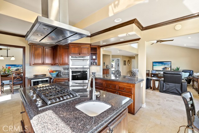Detail Gallery Image 12 of 45 For 32512 Azores Rd, Dana Point,  CA 92629 - 4 Beds | 2/1 Baths