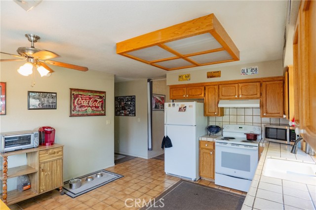 Detail Gallery Image 12 of 66 For 1070 E 23rd St, Merced,  CA 95340 - 3 Beds | 2 Baths