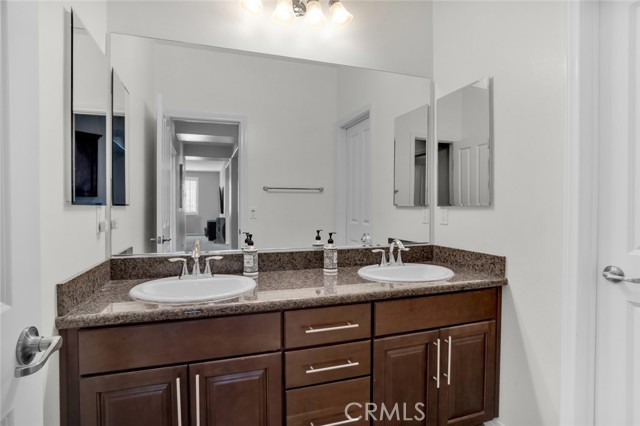 Image 27 of 57 For 22474 Flatwater Court