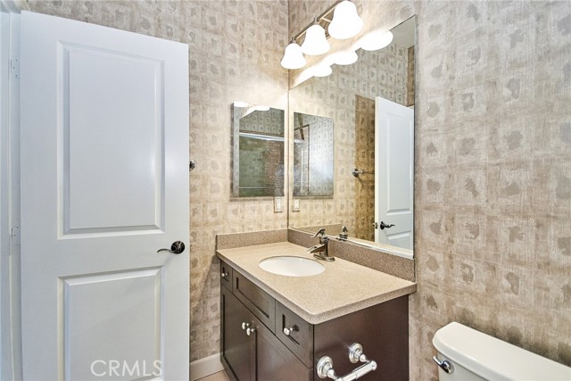 Detail Gallery Image 19 of 30 For 15 Vantis Dr, Aliso Viejo,  CA 92656 - 2 Beds | 2/2 Baths