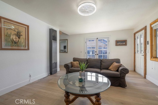 Detail Gallery Image 13 of 55 For 42692 Moonridge Rd, Big Bear Lake,  CA 92315 - 4 Beds | 2 Baths