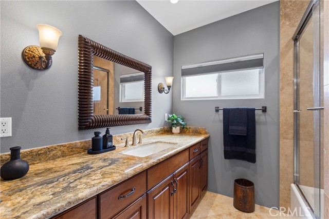 Detail Gallery Image 13 of 28 For 48240 Birdie, Palm Desert,  CA 92260 - 2 Beds | 2 Baths