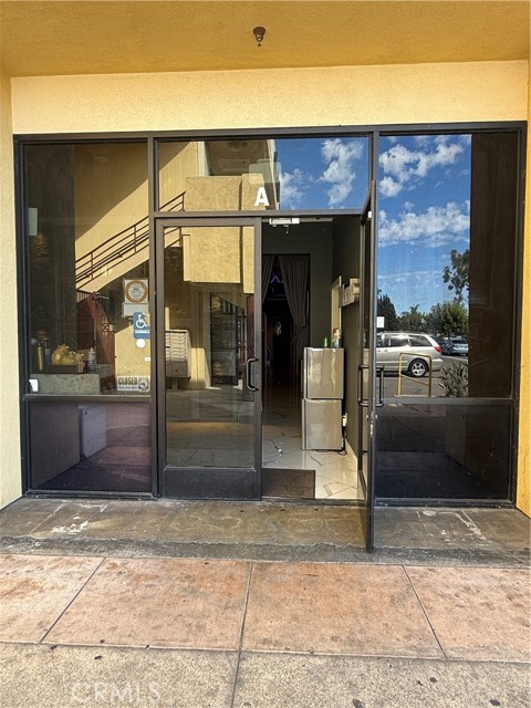 9822 Bolsa Avenue, Westminster CA: https://media.crmls.org/medias/03d88153-1651-4a5a-b77f-5c8d9b3de083.jpg