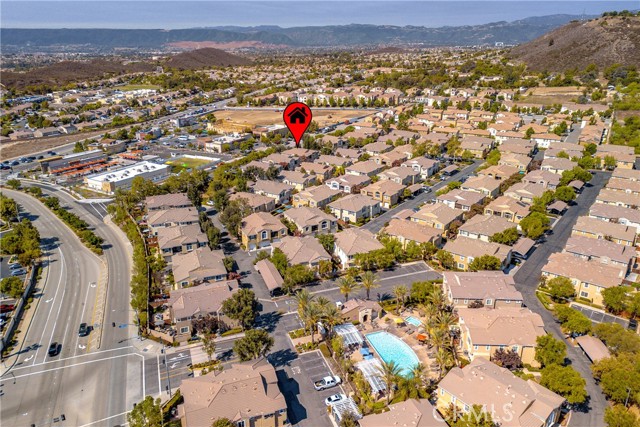 27477 Hazelhurst Street, Murrieta CA: https://media.crmls.org/medias/03d91611-b34b-47c2-a8f0-2fdf1c1fbaf5.jpg