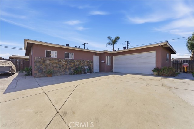 Detail Gallery Image 8 of 34 For 2426 Marty, Santa Ana,  CA 92706 - 3 Beds | 1/1 Baths