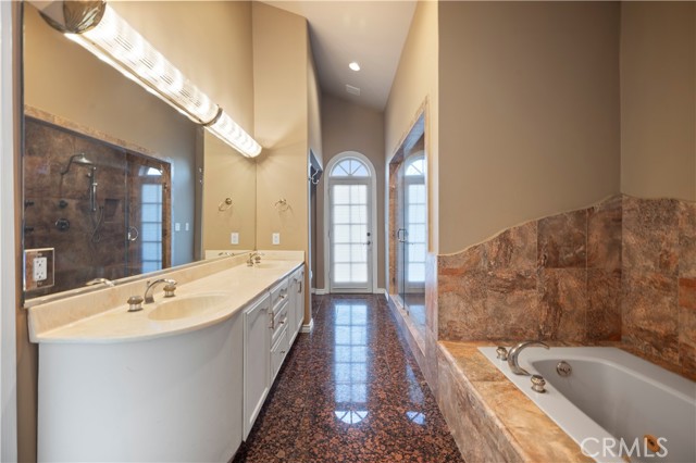 Detail Gallery Image 18 of 26 For 28510 W Driver Ave, Agoura Hills,  CA 91301 - 5 Beds | 4 Baths