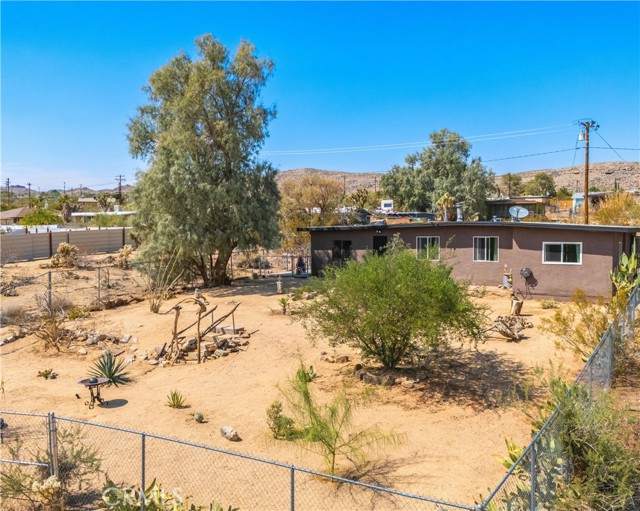 Detail Gallery Image 26 of 38 For 61961 Aster Pl, Joshua Tree,  CA 92252 - 2 Beds | 1 Baths