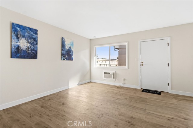 Detail Gallery Image 3 of 24 For 5050 Linden #97,  Long Beach,  CA 90805 - 1 Beds | 1 Baths