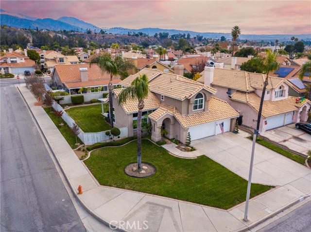 Detail Gallery Image 5 of 49 For 7207 Yarnell Rd, Highland,  CA 92346 - 4 Beds | 2/1 Baths