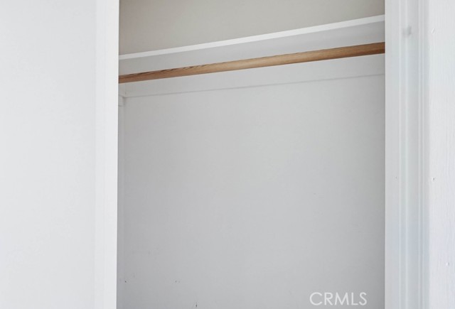 Image 11 of 75 For 5812 Graywood