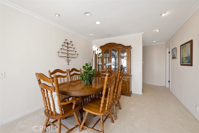 9 N Encino, Laguna Beach CA: https://media.crmls.org/medias/03dd0c56-e837-41c3-a8a9-cd0d27ffcfc1.jpg