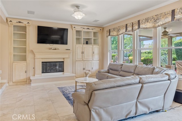 Detail Gallery Image 15 of 25 For 1180 Cleveland, Corona,  CA 92881 - 6 Beds | 4/1 Baths