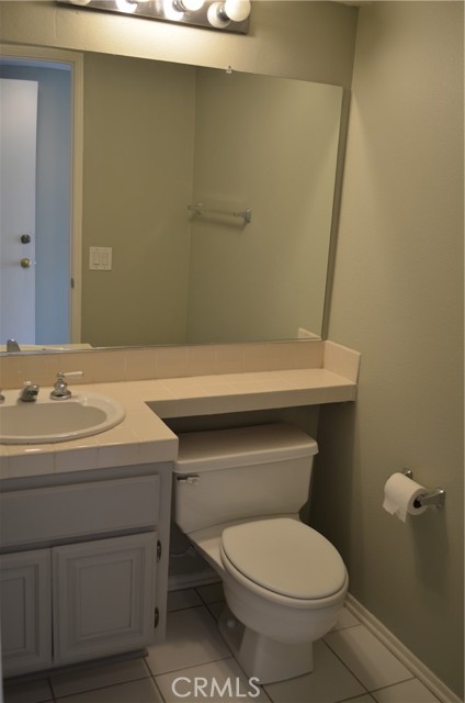 Detail Gallery Image 8 of 22 For 323 S Larkwood St, Anaheim Hills,  CA 92808 - 4 Beds | 2/1 Baths