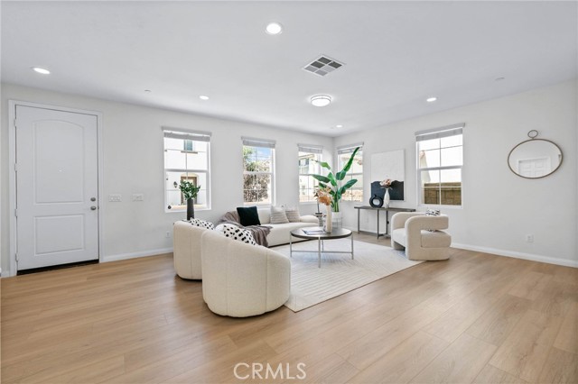 13016 Waterlily Way, Chino CA: https://media.crmls.org/medias/03de3565-53b6-4449-8abd-f15d5362f9f6.jpg