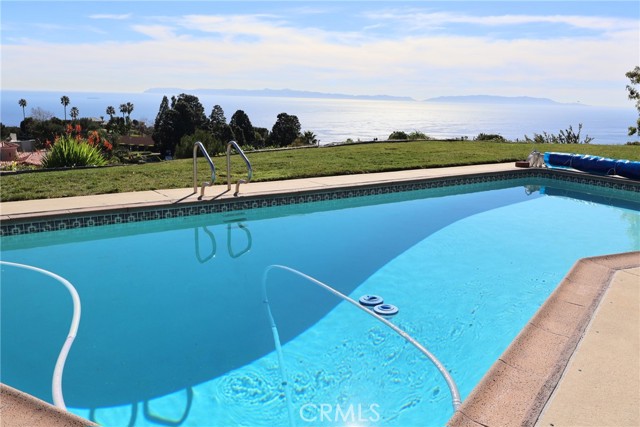 Detail Gallery Image 15 of 42 For 3308 Corinna Dr, Rancho Palos Verdes,  CA 90275 - 4 Beds | 2 Baths