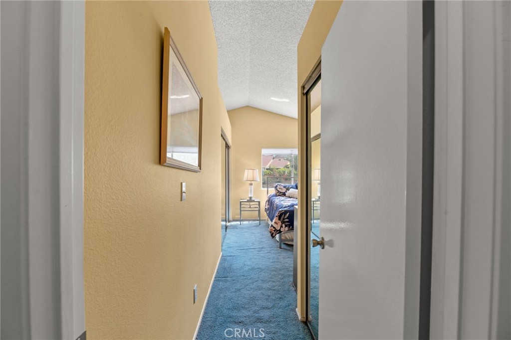 https://media.crmls.org/medias/03e03621-23c1-429f-b4dc-bfa2cb6a6873.jpg?preset=X-Large