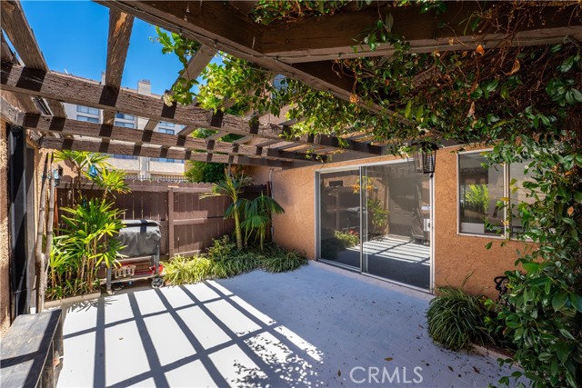 Detail Gallery Image 26 of 28 For 20110 Cohasset St #22,  Winnetka,  CA 91306 - 3 Beds | 2/1 Baths
