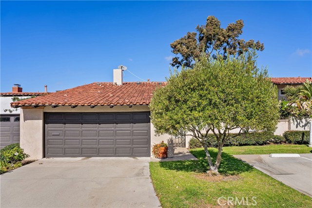 Detail Gallery Image 6 of 47 For 2621 Vista Ornada, Newport Beach,  CA 92660 - 3 Beds | 2/1 Baths