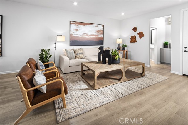16351 Sandpiper Avenue, Chino CA: https://media.crmls.org/medias/03e08333-3cbb-474d-8071-4fad048e0f50.jpg