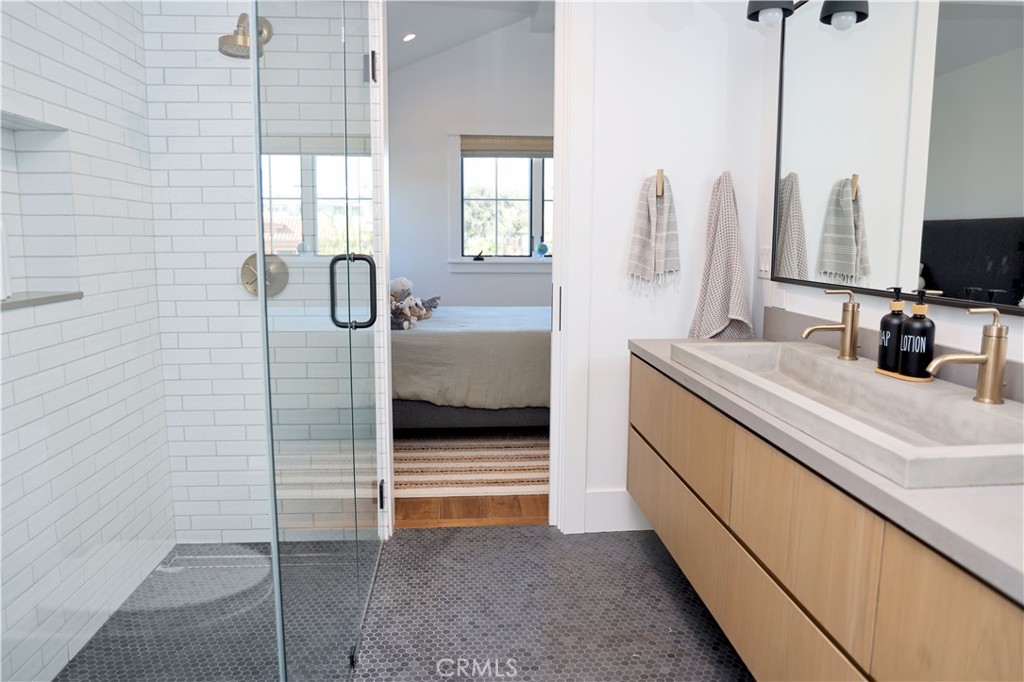 MLS #NP25232995 image #21