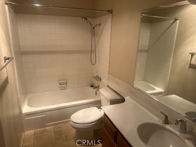 Image 7 of 14 For 600 Brea Boulevard 44