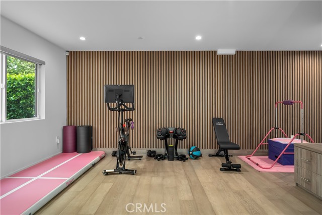 14157 Tiara Street, Sherman Oaks CA: https://media.crmls.org/medias/03e32237-a9e3-4b1b-a1ac-2a0840cbbf82.jpg