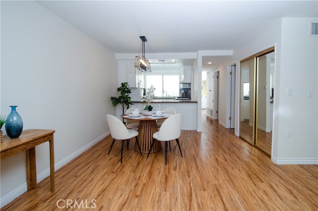 Detail Gallery Image 21 of 44 For 26701 Oak Branch Cir, Newhall,  CA 91321 - 2 Beds | 2 Baths
