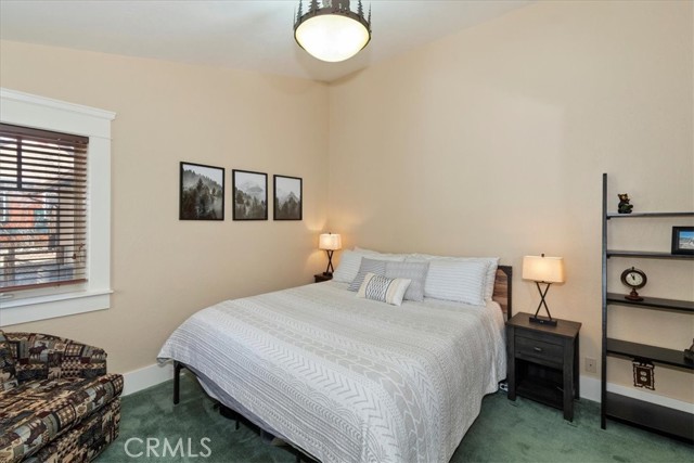 Detail Gallery Image 31 of 50 For 41922 Centre Ct, Big Bear Lake,  CA 92315 - 3 Beds | 3/1 Baths