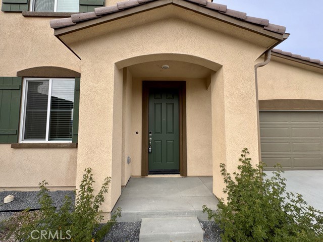 Detail Gallery Image 4 of 44 For 19401 Brush Creek Ave, Lake Elsinore,  CA 92532 - 4 Beds | 3 Baths