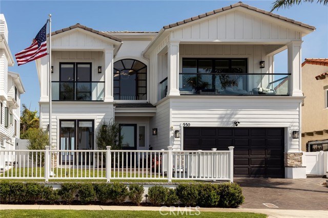550 Helberta Avenue, Redondo Beach, California 90277, 5 Bedrooms Bedrooms, ,3 BathroomsBathrooms,Residential,Sold,Helberta,SB21204332