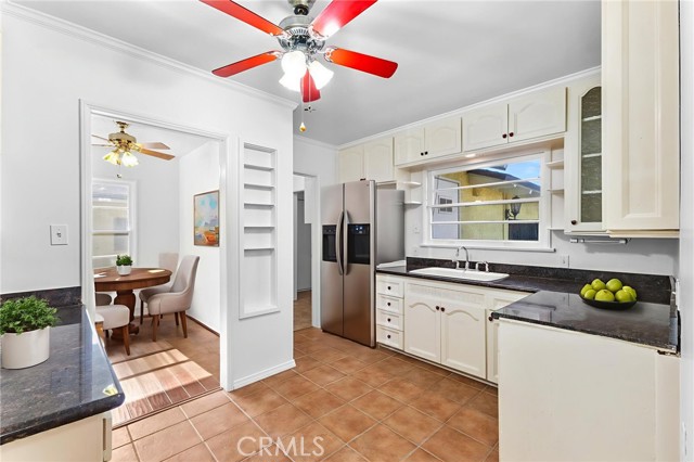 Detail Gallery Image 11 of 52 For 7647 Pickering, Whittier,  CA 90602 - 3 Beds | 3 Baths