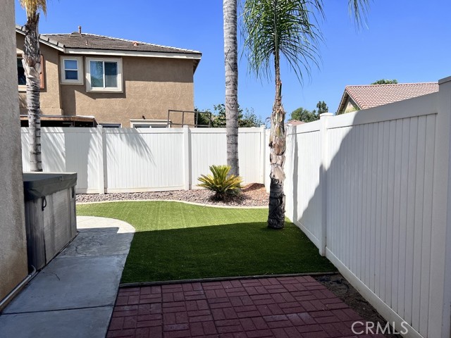 Detail Gallery Image 17 of 20 For 1893 Taormina Ct, Riverside,  CA 92507 - 3 Beds | 2/1 Baths