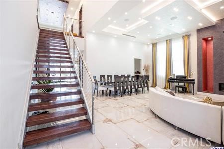 10418 Rubio Avenue, Granada Hills CA: https://media.crmls.org/medias/03e782f3-5630-4d7d-8633-c35baa12ad80.jpg
