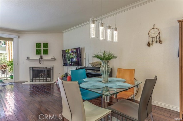 Detail Gallery Image 2 of 8 For 3730 S Bear Unit E, Santa Ana,  CA 92704 - 2 Beds | 2 Baths